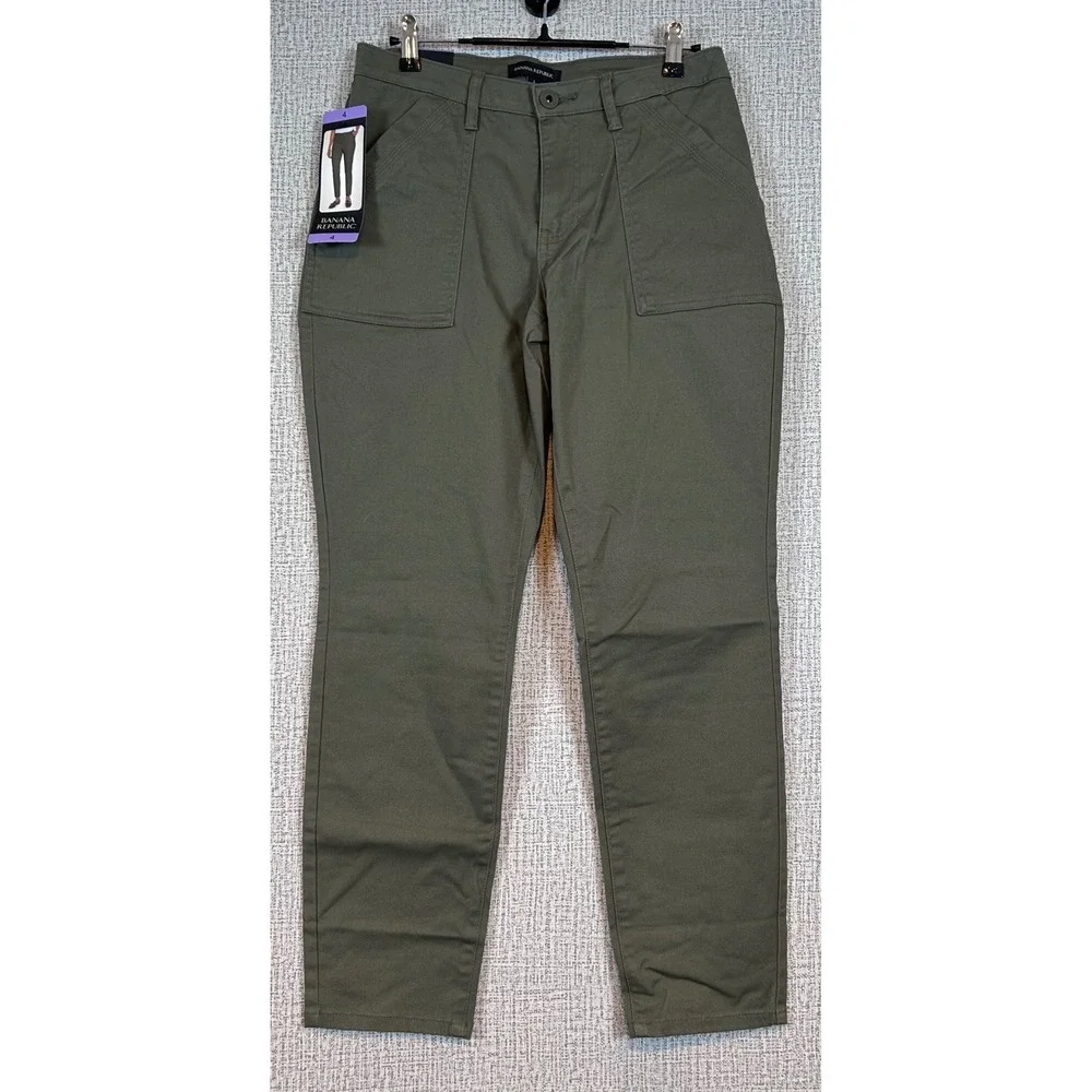 NWT‎ Banana Republic Green High Rise Twill Pant Women 4 Utility Patch Pocket